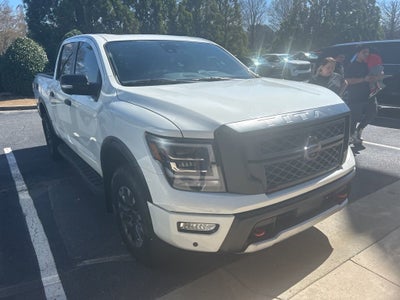 2024 Nissan TITAN Crew Cab PRO-4X 4x4