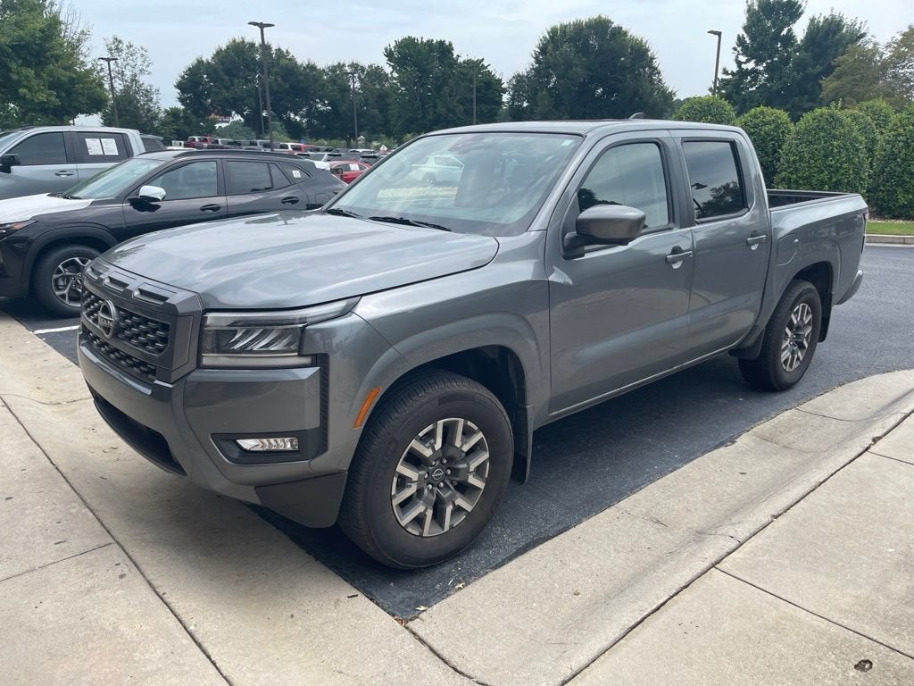 2025 Nissan Frontier Crew Cab SL 4x2
