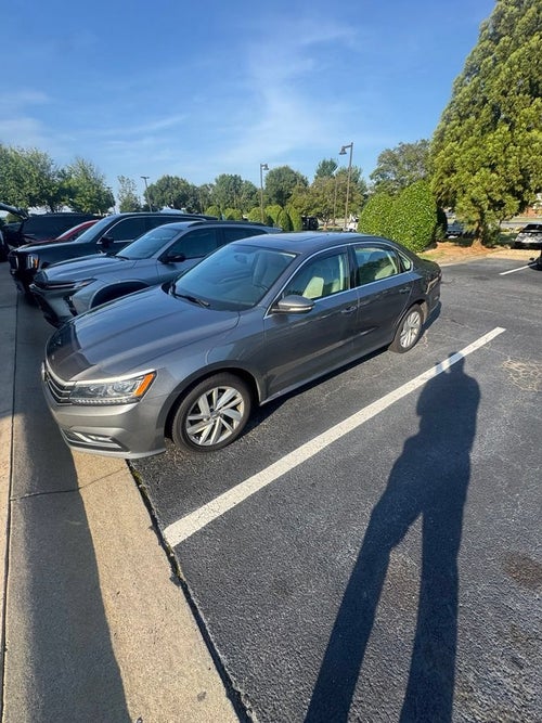 2018 Volkswagen Passat 2.0T SE