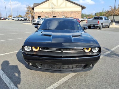 2015 Dodge Challenger SXT Plus