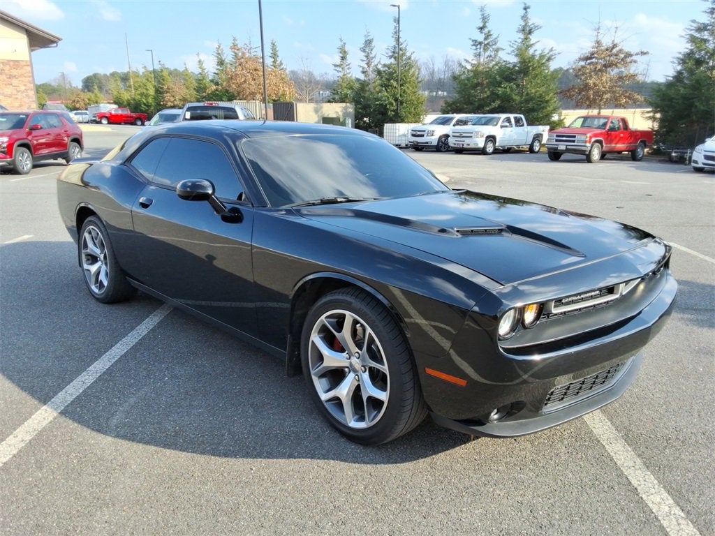 2015 Dodge Challenger SXT Plus