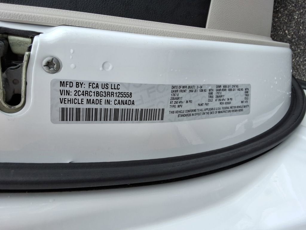 2024 Chrysler Pacifica Touring L
