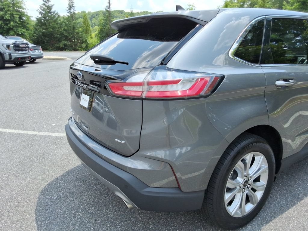 2024 Ford Edge Titanium - Photo 14