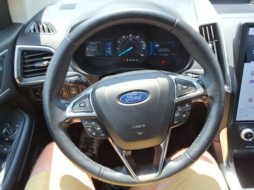 2024 Ford Edge Titanium - Photo 23
