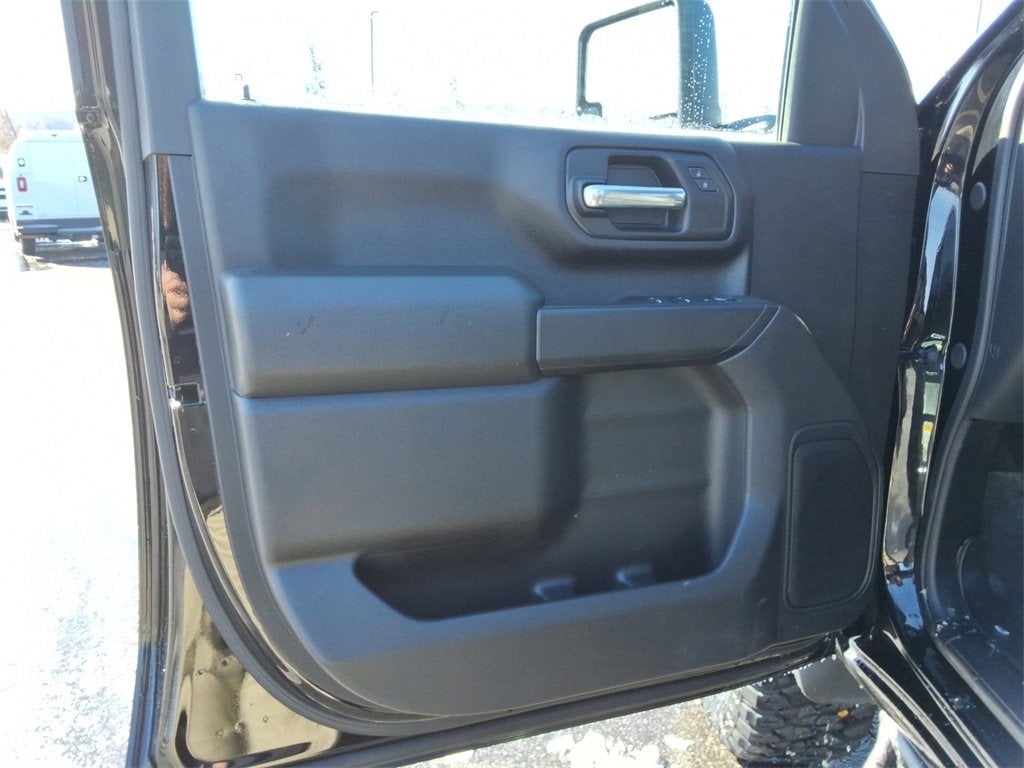 2025 Chevrolet Silverado 2500 HD Custom