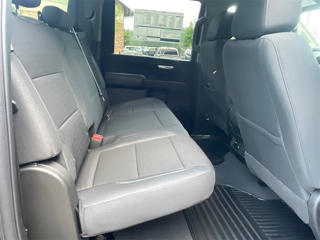 2025 Chevrolet Silverado 2500 HD Custom