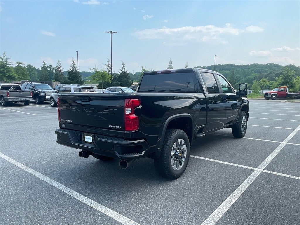 2025 Chevrolet Silverado 2500 HD Custom