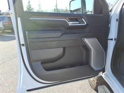 2025 Chevrolet Silverado 3500 HD High Country