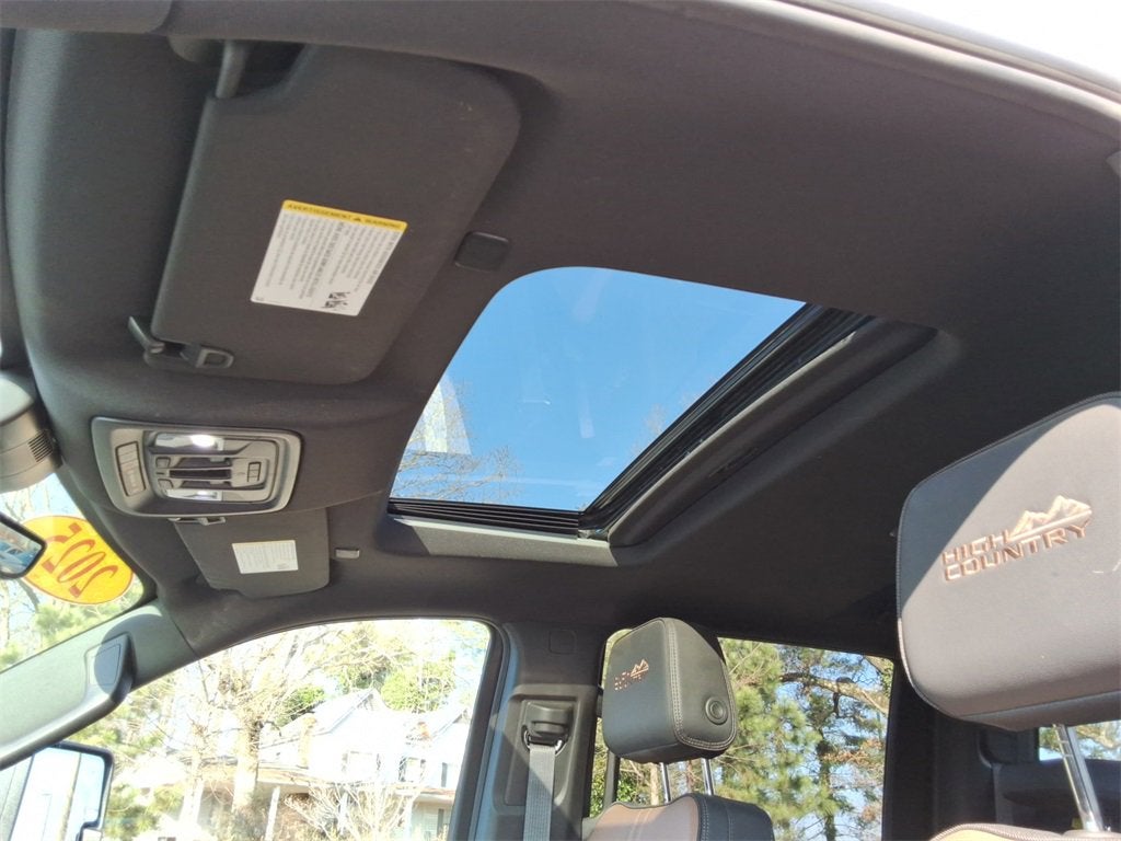 2025 Chevrolet Silverado 3500 HD High Country