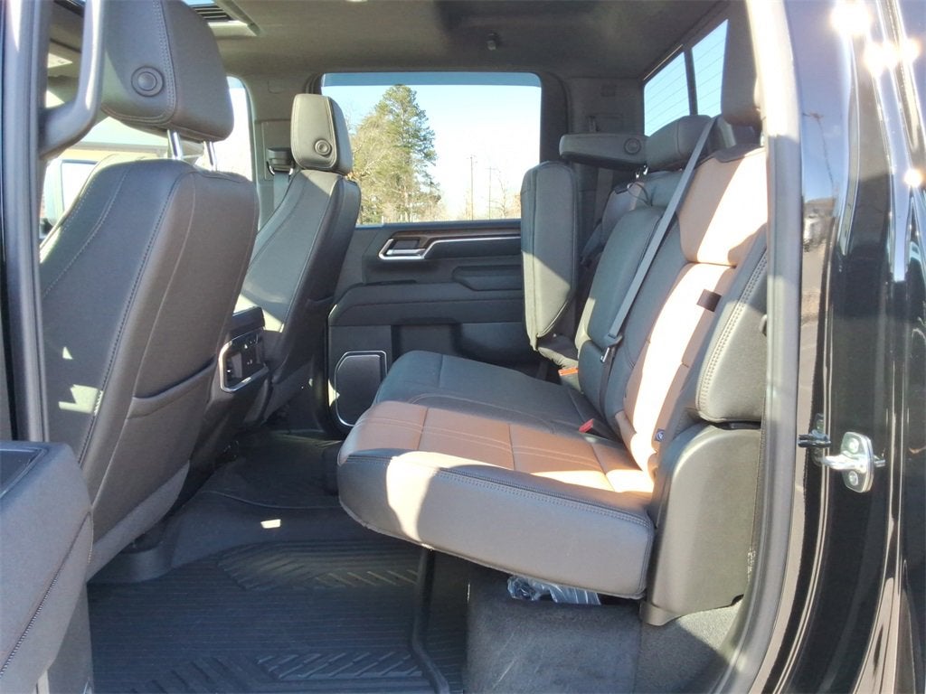 2025 Chevrolet Silverado 3500 HD High Country