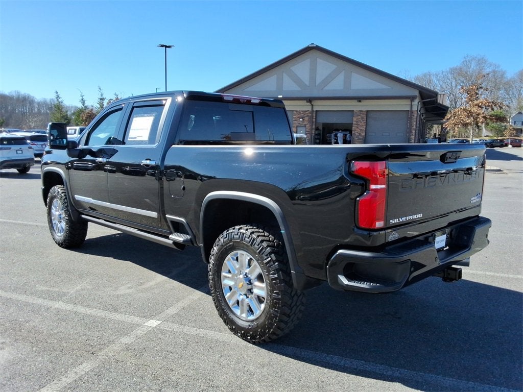 2025 Chevrolet Silverado 3500 HD High Country