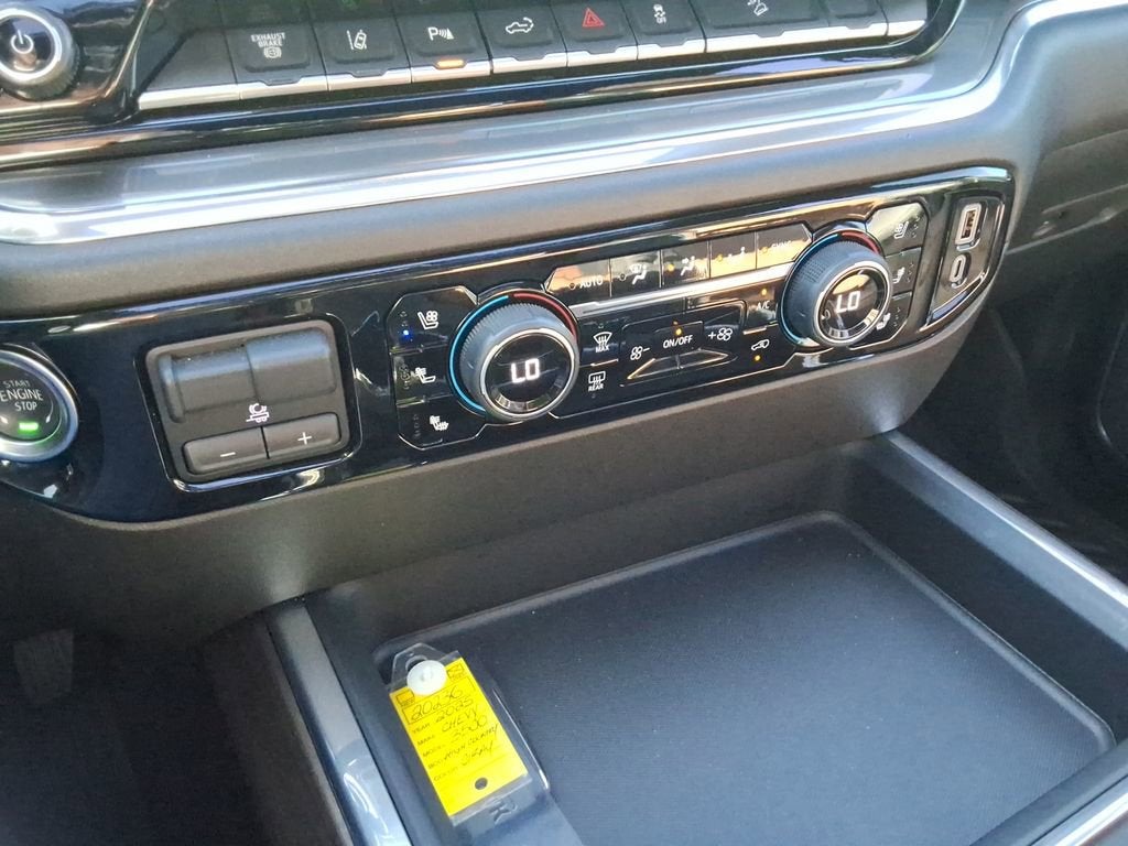 2025 Chevrolet Silverado 3500 HD High Country