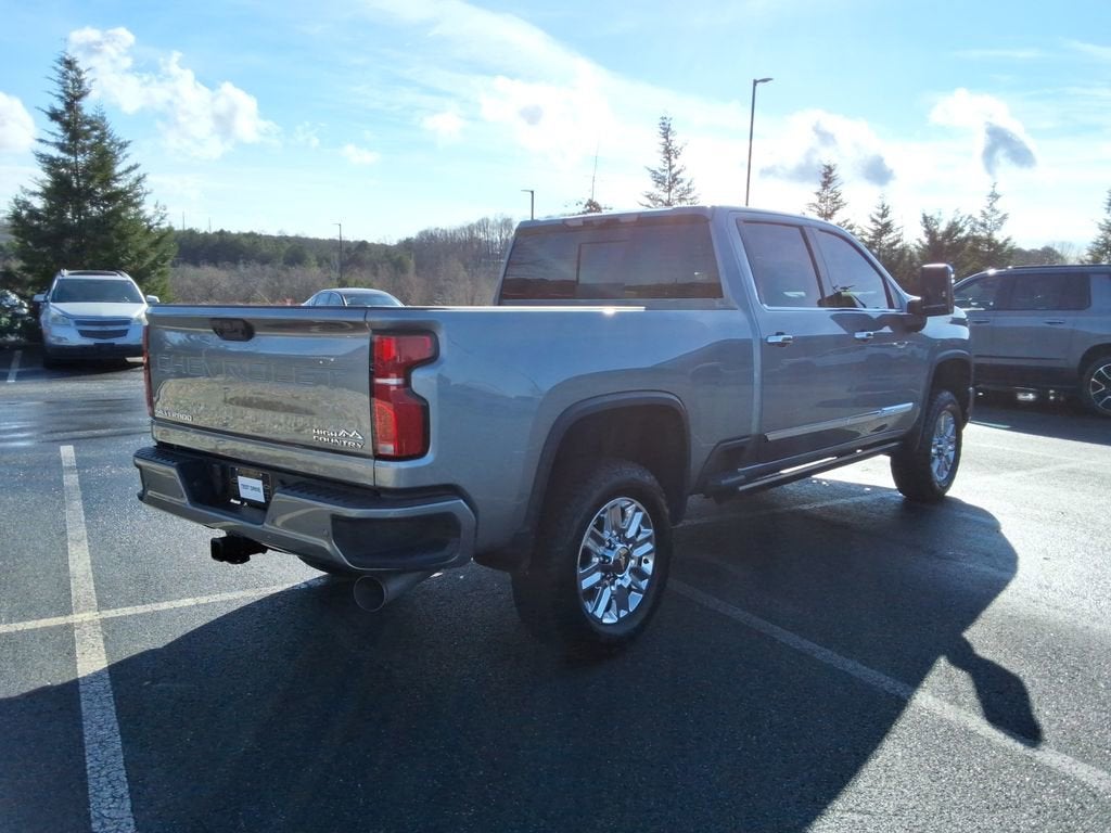 2025 Chevrolet Silverado 3500 HD High Country