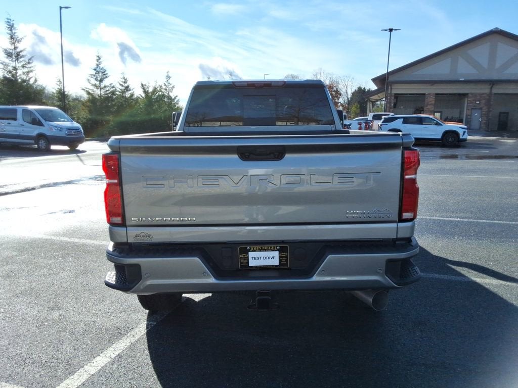 2025 Chevrolet Silverado 3500 HD High Country