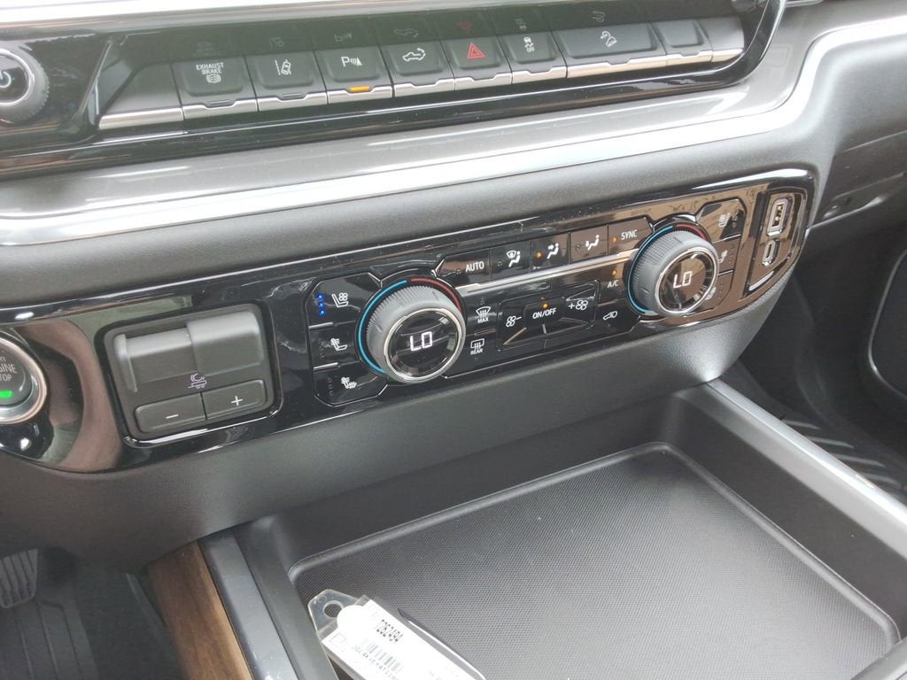 2026 Chevrolet Silverado 3500 HD High Country