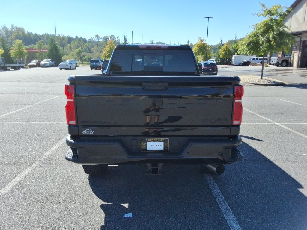 2026 Chevrolet Silverado 3500 HD High Country