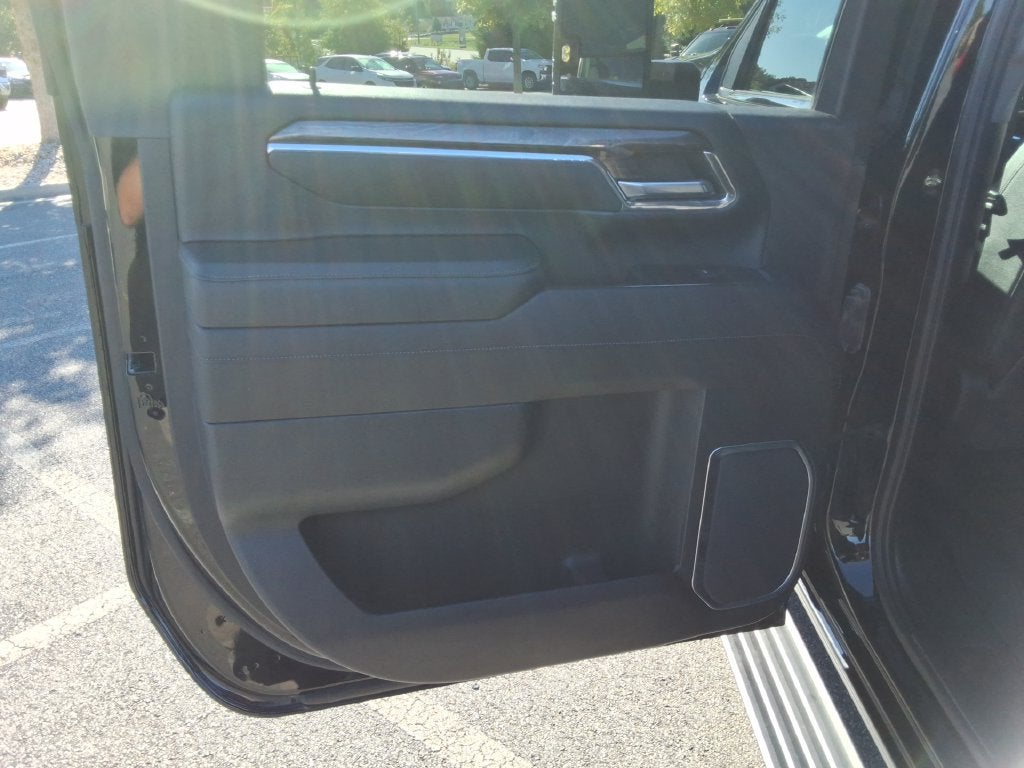 2024 Chevrolet Silverado 2500HD LTZ - Photo 19