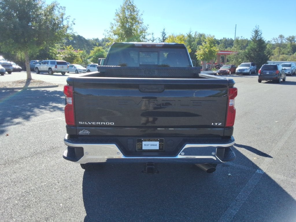 2024 Chevrolet Silverado 2500HD LTZ - Photo 6