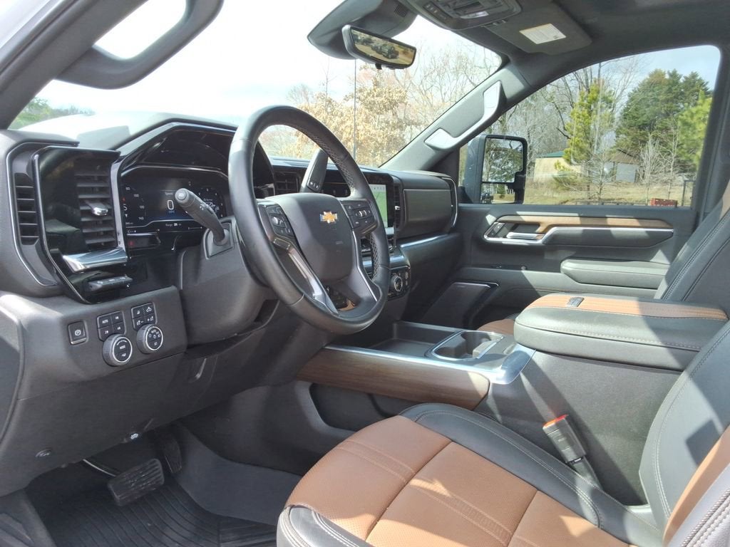 2024 Chevrolet Silverado 3500 HD High Country