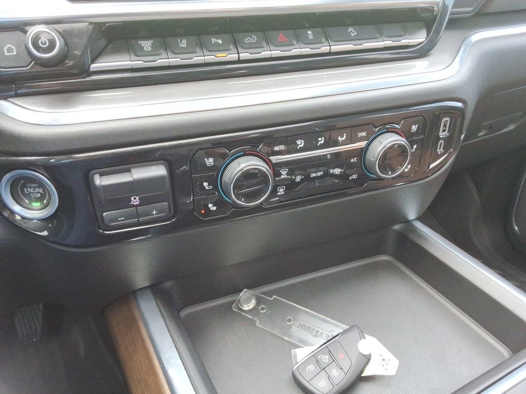 2024 Chevrolet Silverado 3500 HD High Country