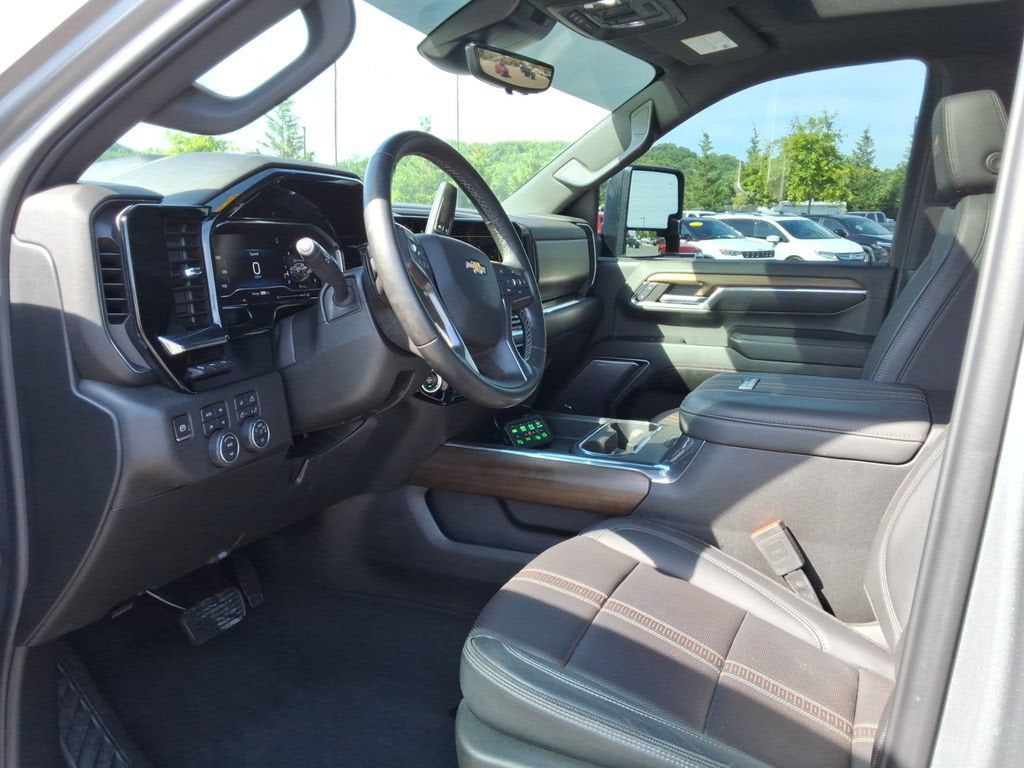 2024 Chevrolet Silverado 3500 HD High Country