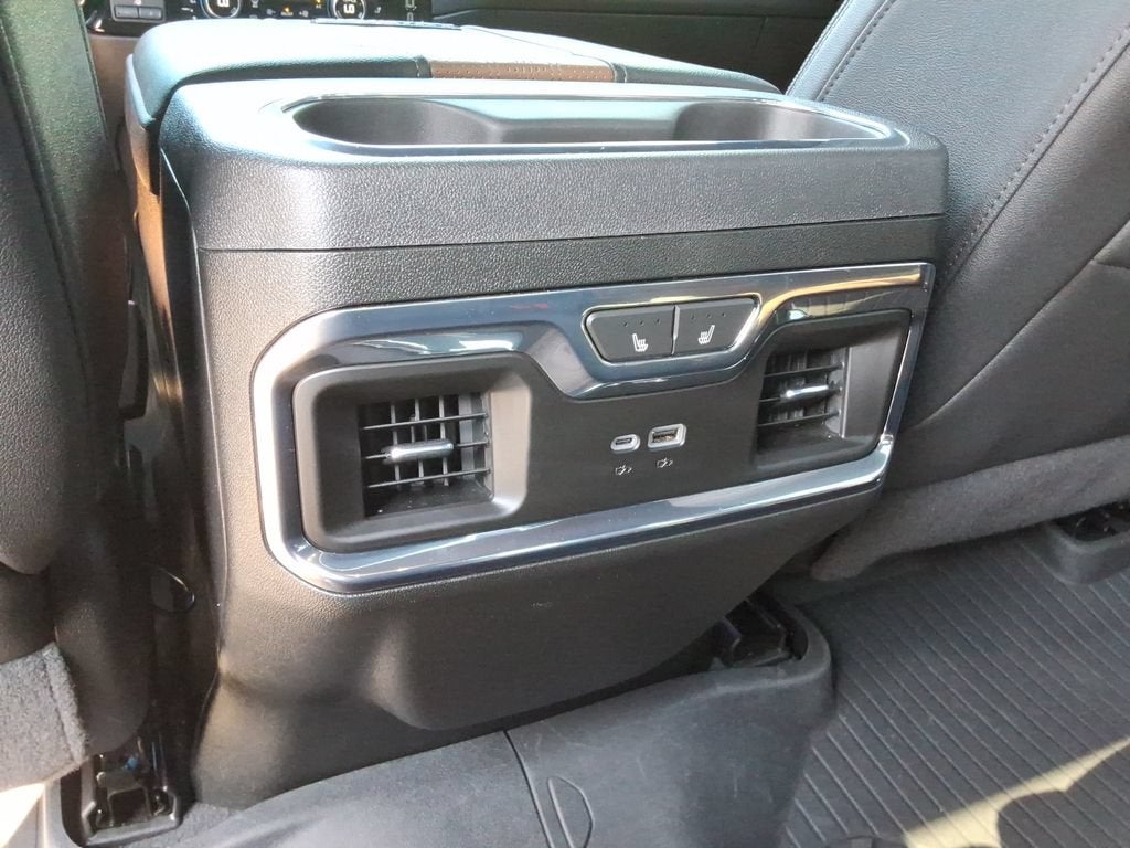 2024 Chevrolet Silverado 3500 HD High Country