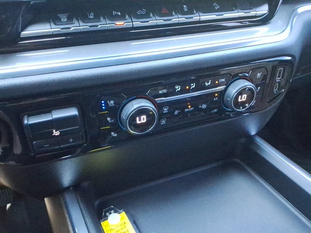 2024 Chevrolet Silverado 3500 HD High Country