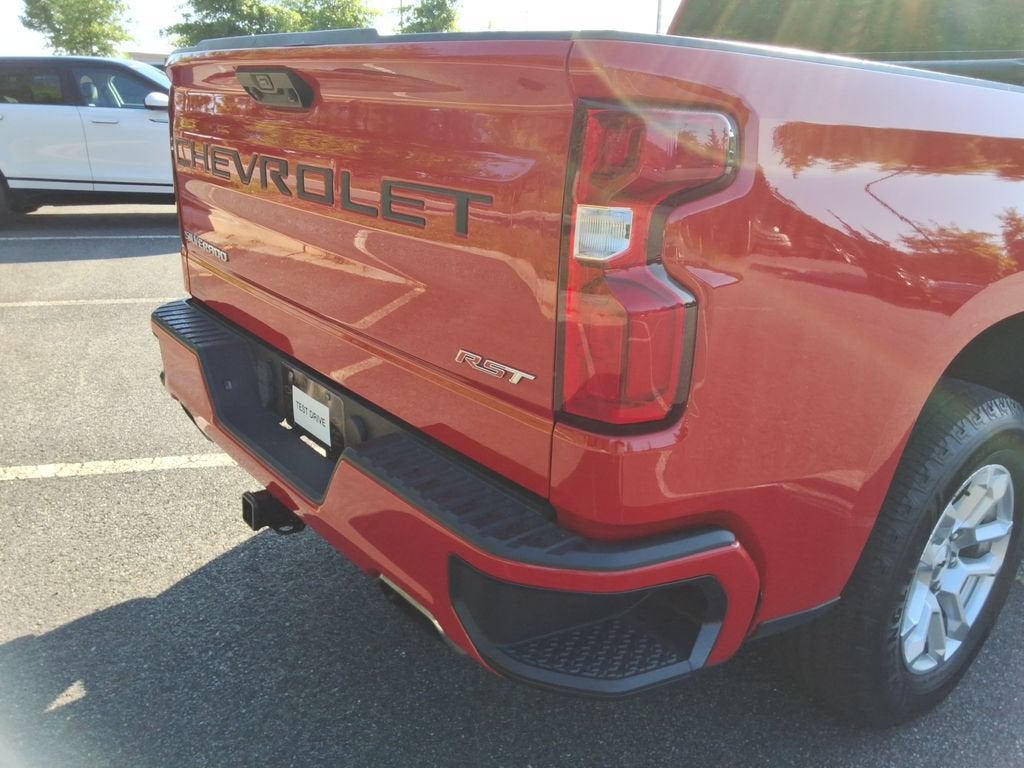 2022 Chevrolet Silverado 1500 RST - Photo 16