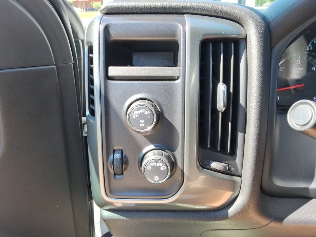 2019 Chevrolet Silverado LD LT