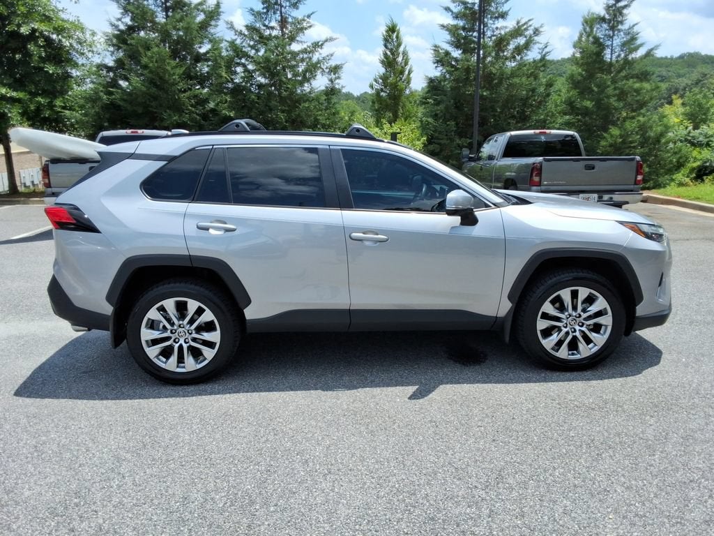 2024 Toyota RAV4 XLE Premium