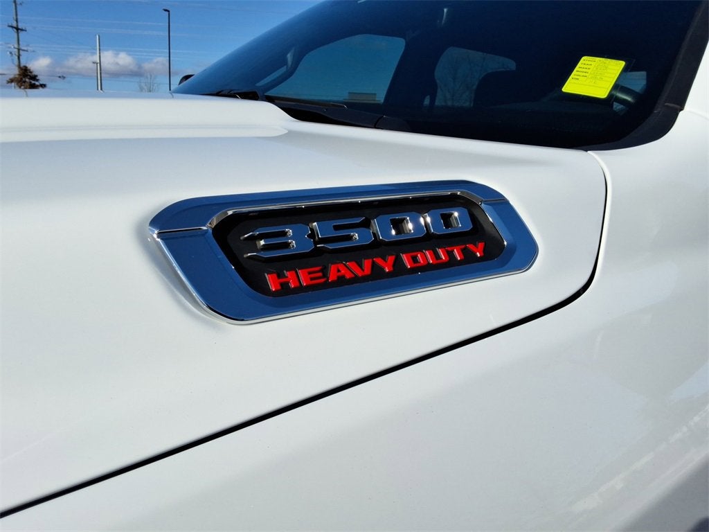 2026 RAM 3500 Tradesman Crew Cab 4x4 8' Box