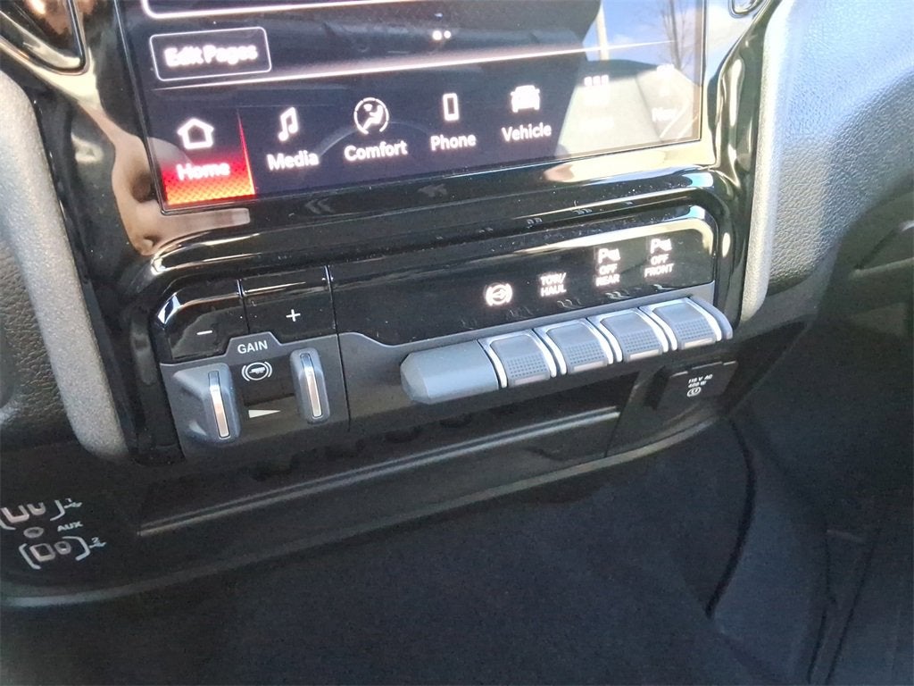 2026 RAM 3500 Tradesman Crew Cab 4x4 8' Box