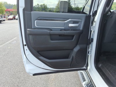 2021 RAM 2500 Big Horn Crew Cab 4x4 6'4" Box