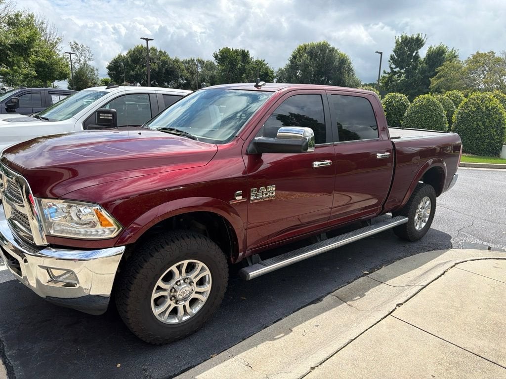 2017 RAM 2500 Laramie Crew Cab 4x4 6'4" Box