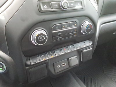 2022 Chevrolet Silverado 1500 Custom Trail Boss