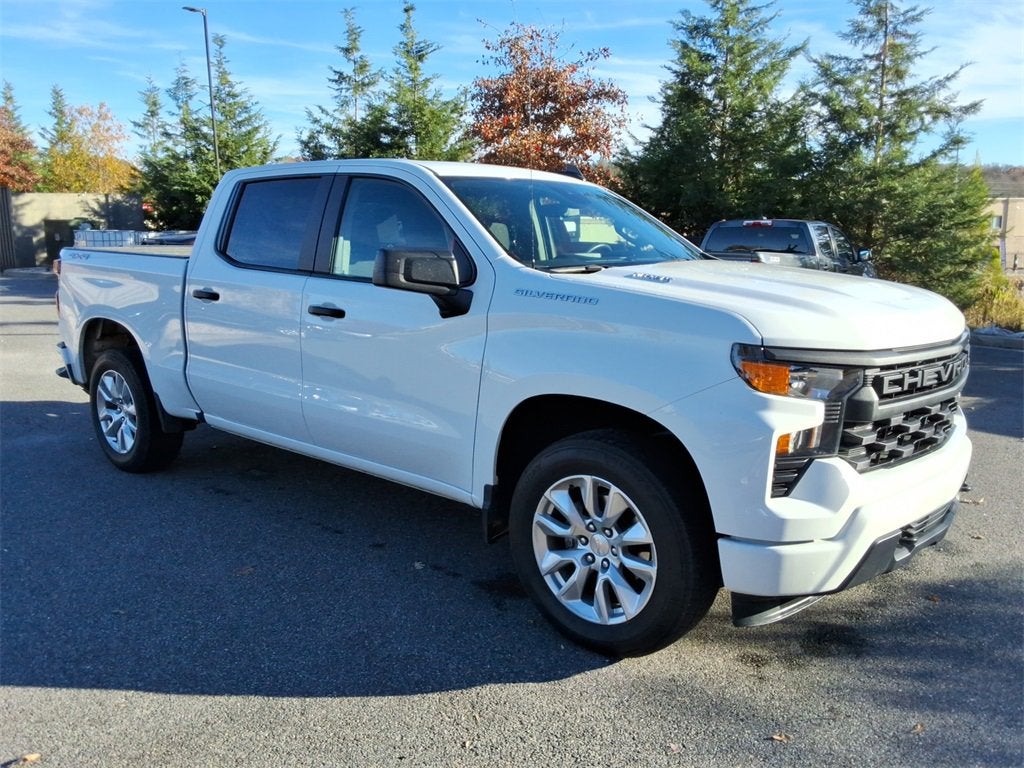 2025 Chevrolet Silverado 1500 Custom