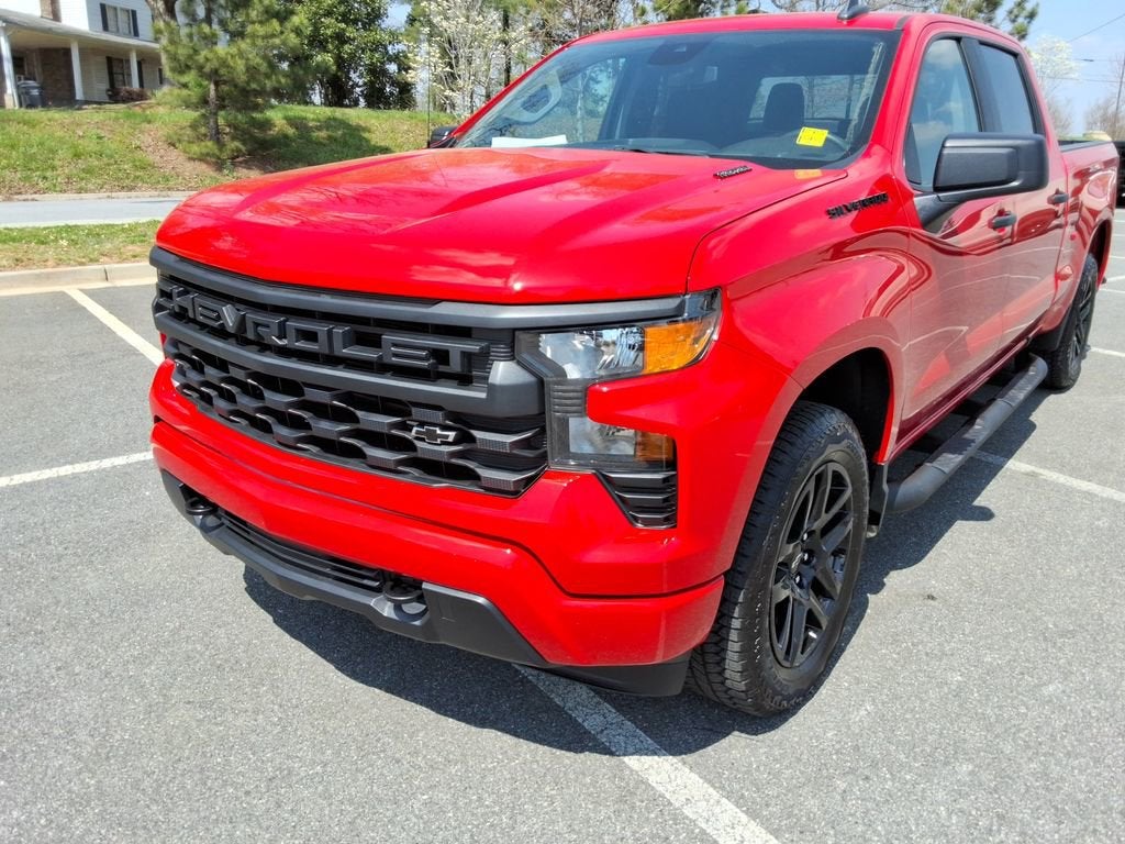 2025 Chevrolet Silverado 1500 Custom