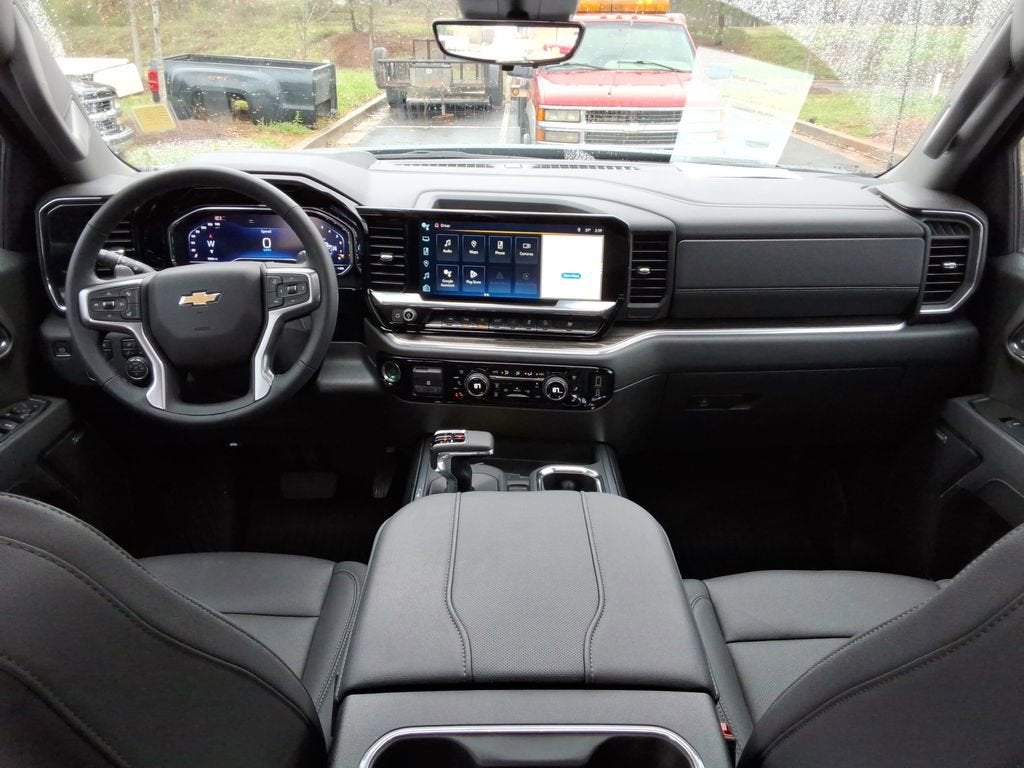 2025 Chevrolet Silverado 1500 LTZ