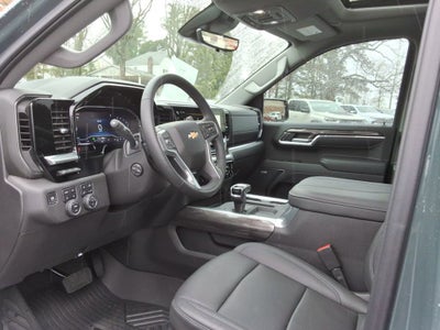 2025 Chevrolet Silverado 1500 LTZ