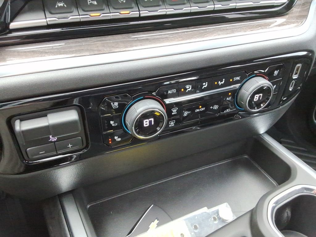 2025 Chevrolet Silverado 1500 LTZ