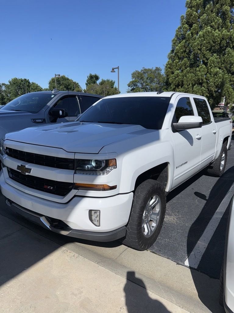2017 Chevrolet Silverado 1500 LT Z71 4X4 Crew Cab Short Box's photo