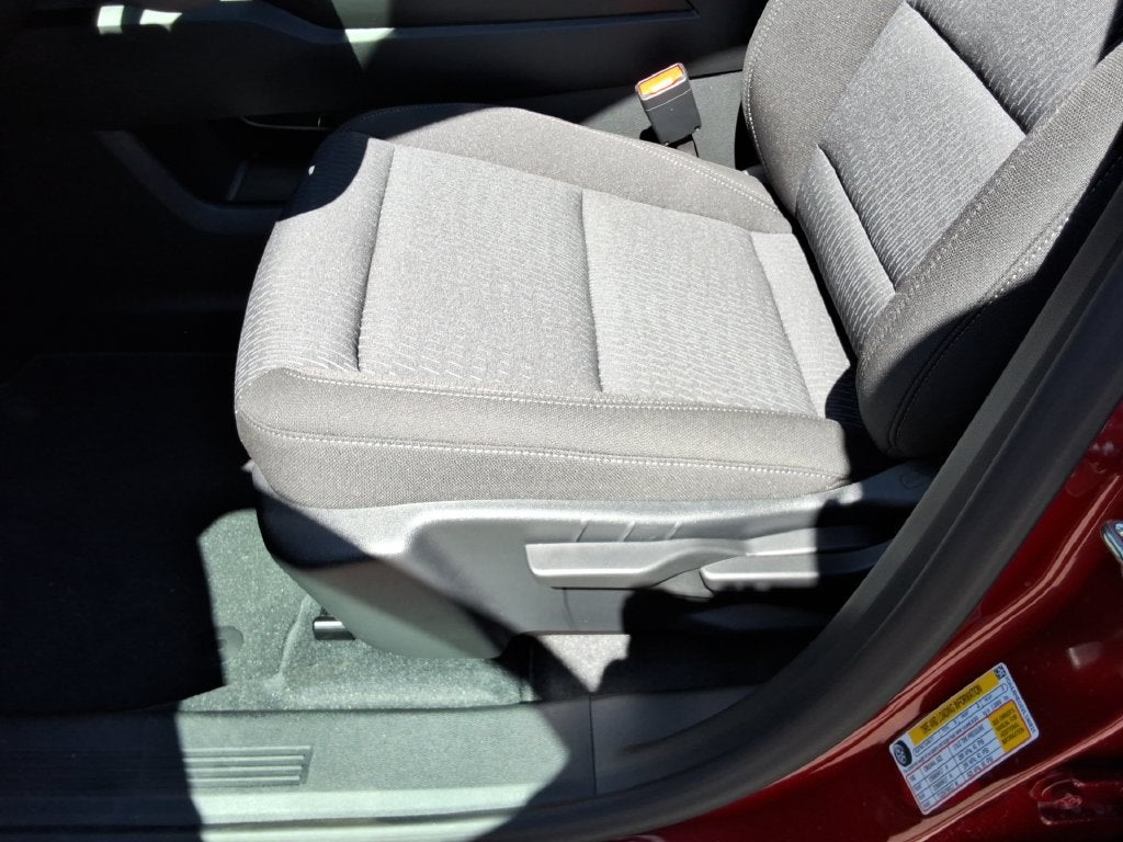 2027 Chevrolet Equinox LT - Photo 22