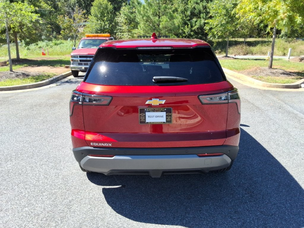 2027 Chevrolet Equinox LT - Photo 6