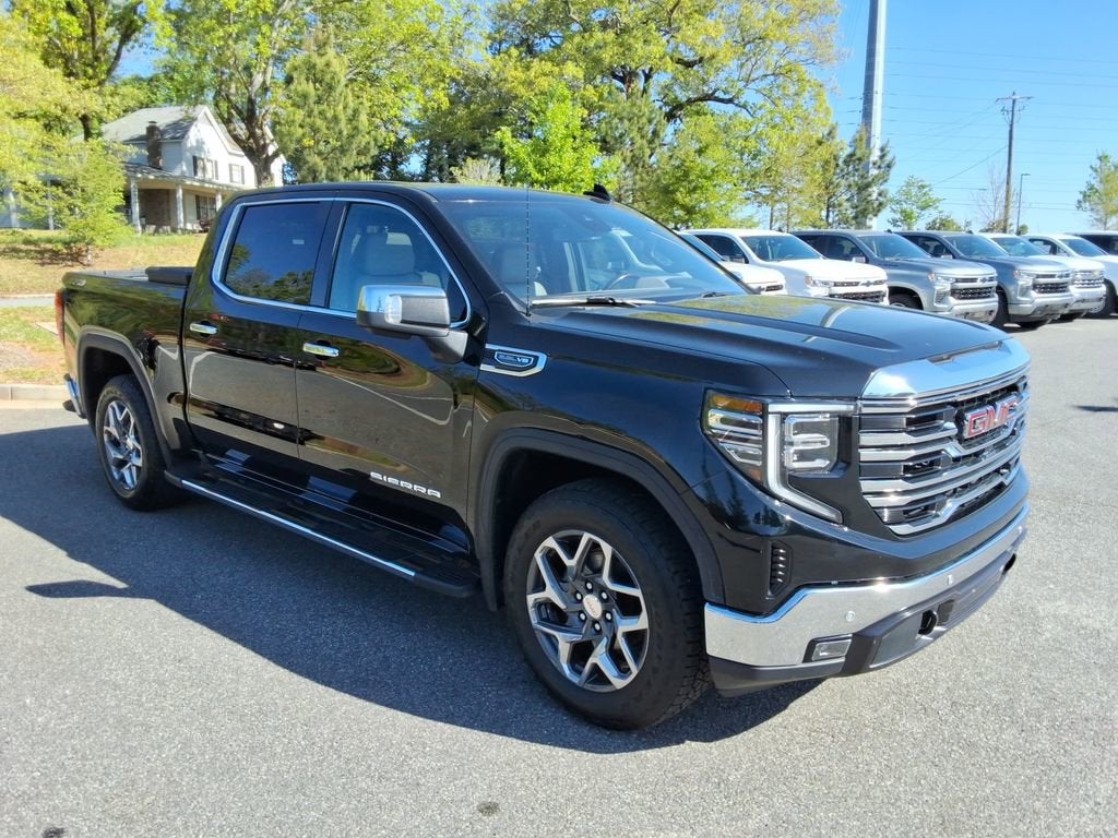 2022 GMC Sierra 1500 SLT