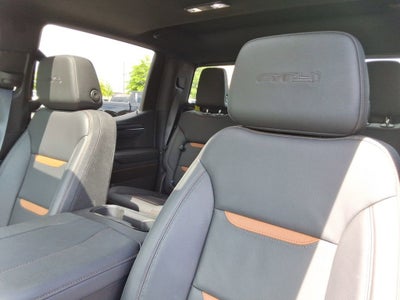 2025 GMC Sierra 1500 AT4