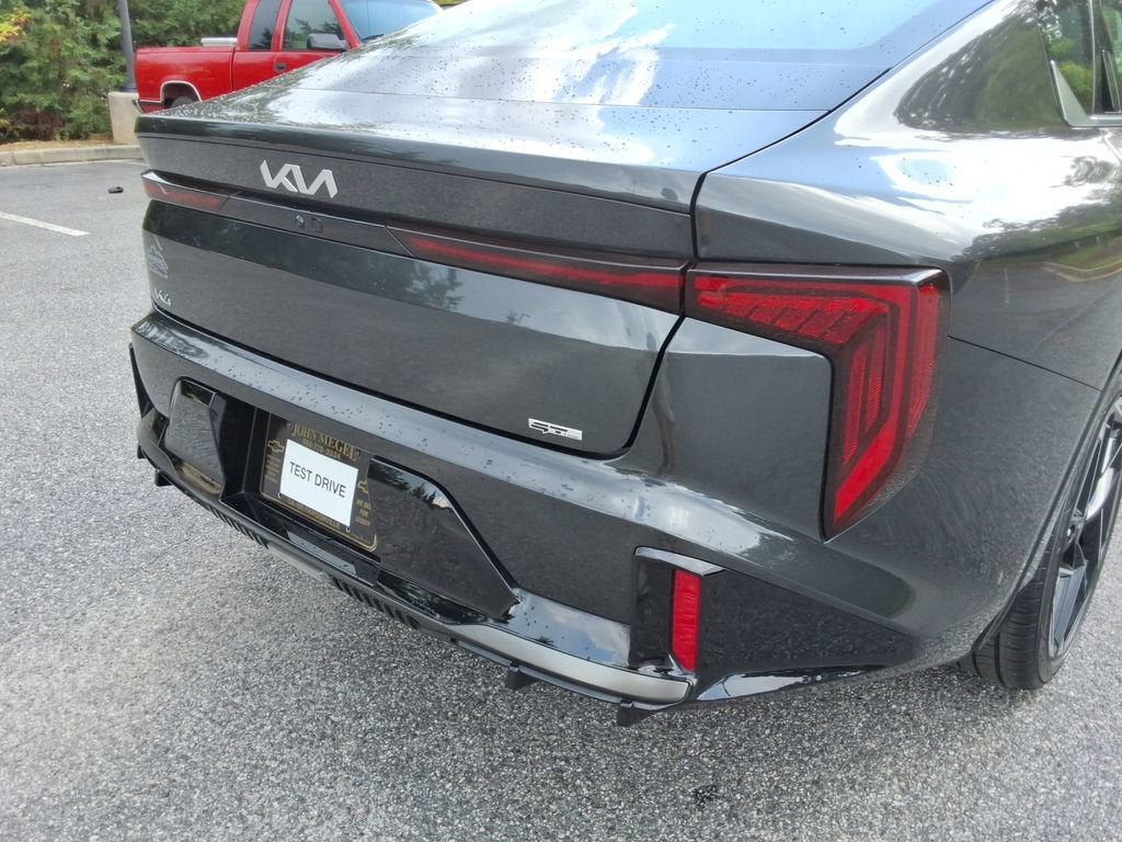 2025 Kia K4 GT-Line
