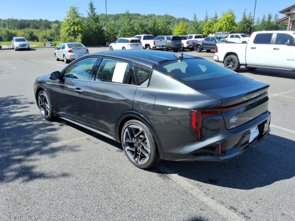 2025 Kia K4 GT-Line