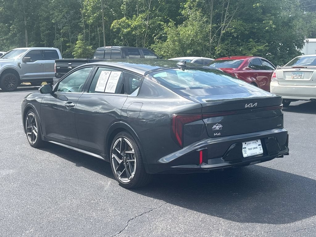 2025 Kia K4 GT-Line