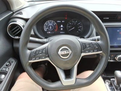 2023 Nissan Kicks SV Xtronic CVT