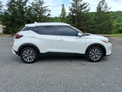 2023 Nissan Kicks SV Xtronic CVT